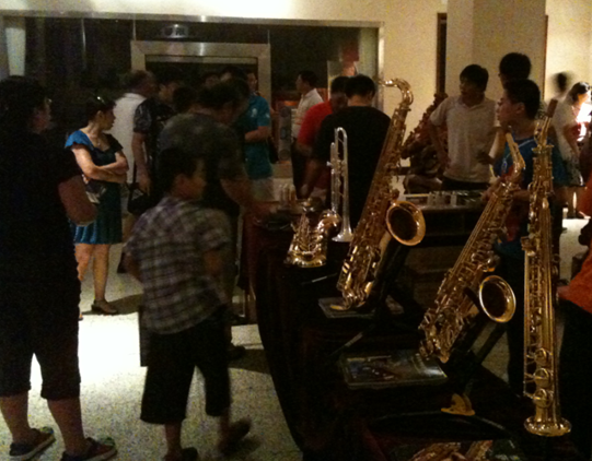 “云顶集团之夜”萨克斯管音乐会暨CUSTOM-VIP俱乐部活动在烟台成功举办